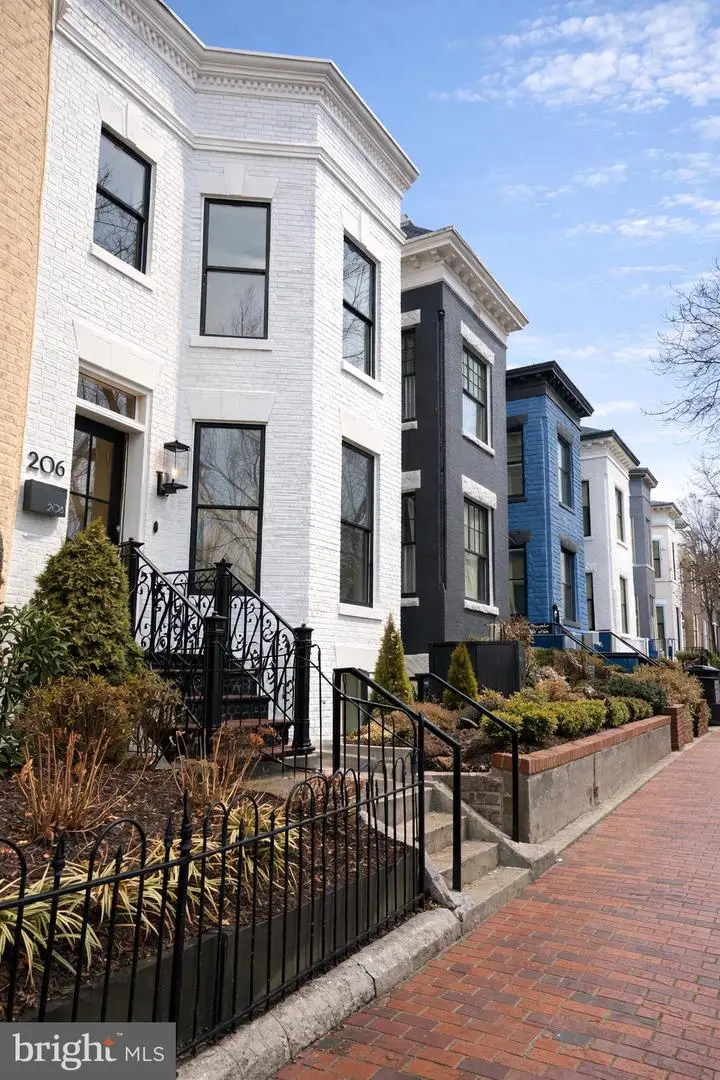 206 10th St Ne, Washington, DC 20002 - #2