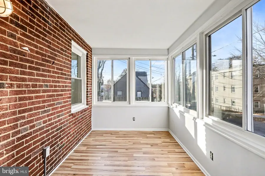 3334 10th Pl Se, Washington, DC 20032 - #3