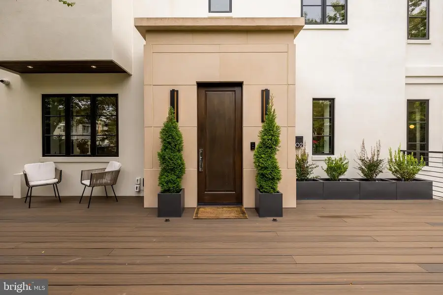 3302 Cleveland Ave Nw, Washington, DC 20008 - #2