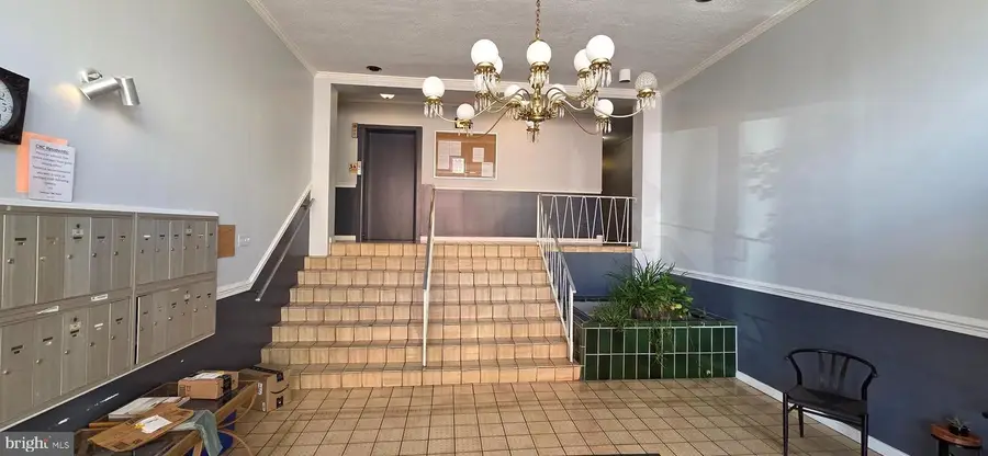 305 C St Ne #202, Washington, DC 20002 - #2