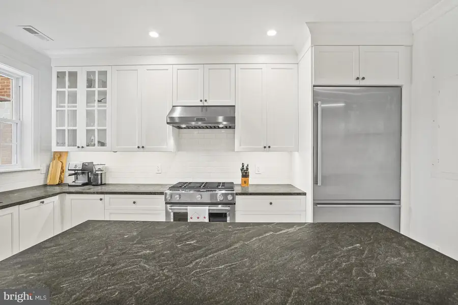 1920 35th St Nw, Washington, DC 20007 - #3