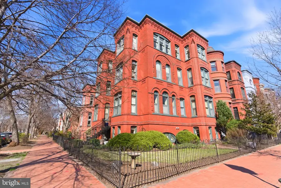 226 5th St Se #102, Washington, DC 20003 - #2