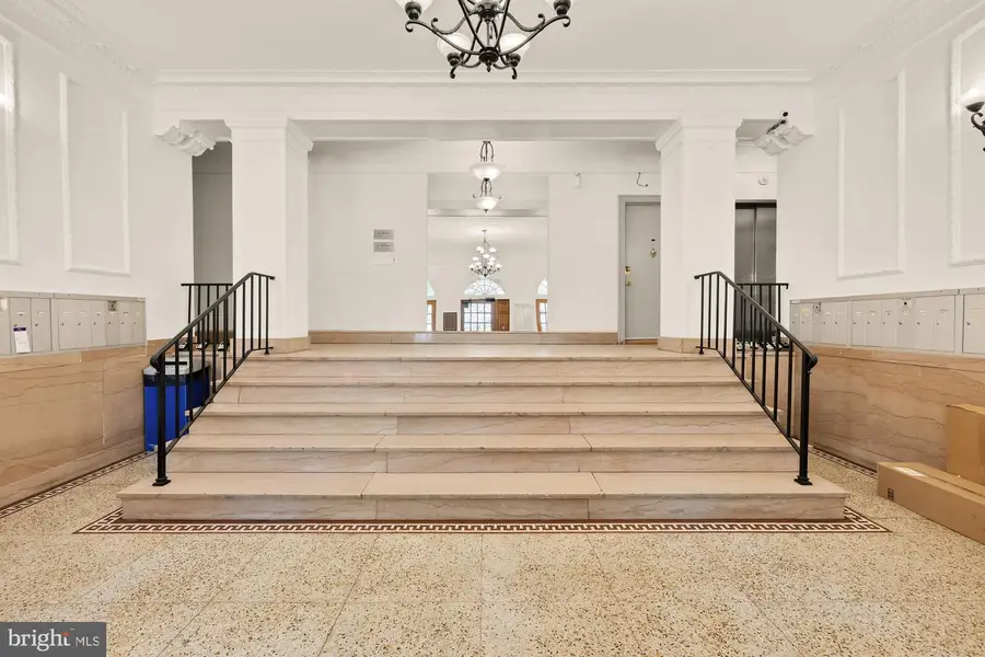 1820 Clydesdale Pl Nw #205, Washington, DC 20009 - #3