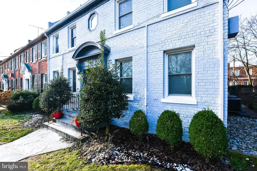 913 Quincy St Ne #3, Washington, DC 20017 - #2