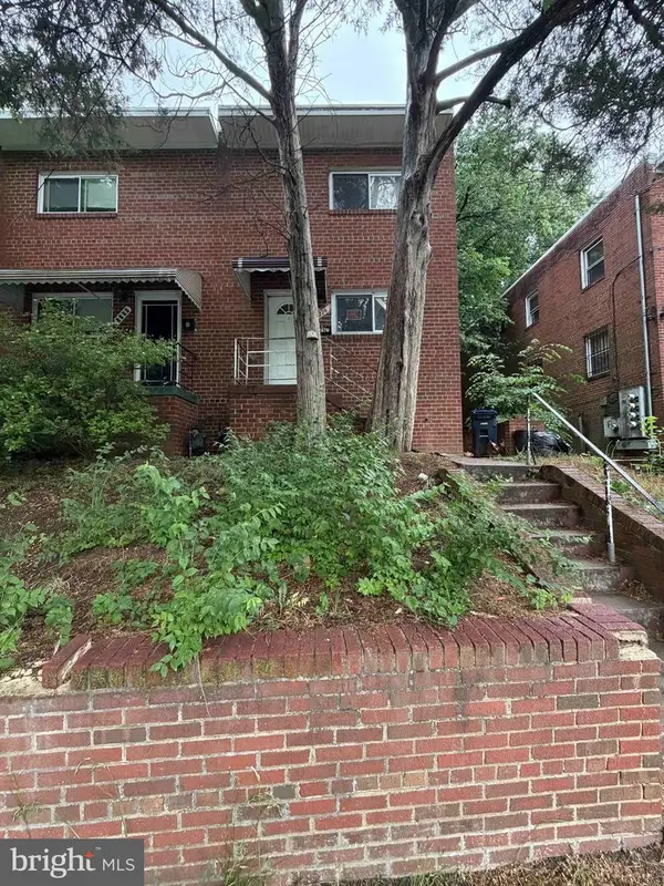 4226 Livingston Rd Se, WASHINGTON, DC 20032