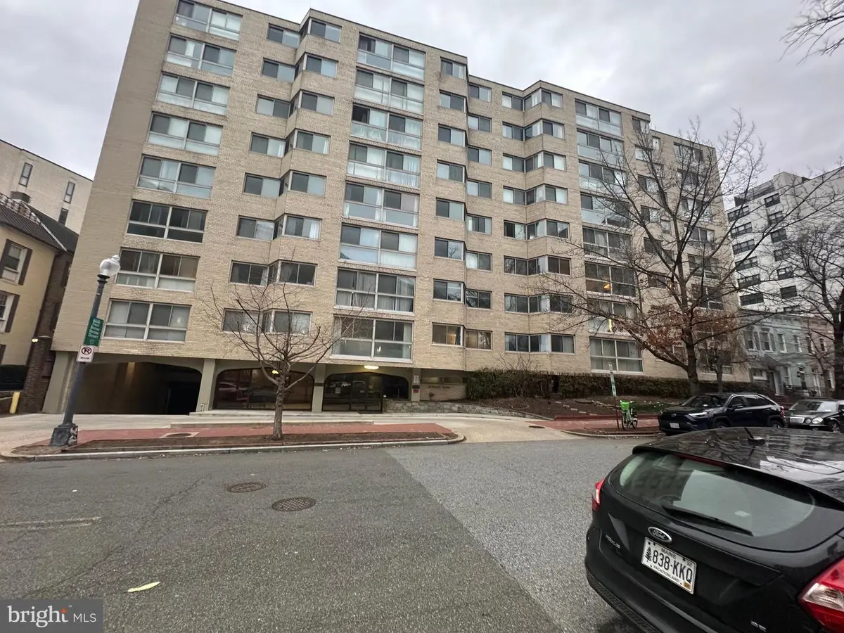 922 24th St Nw #702, Washington, DC 20037 - #1