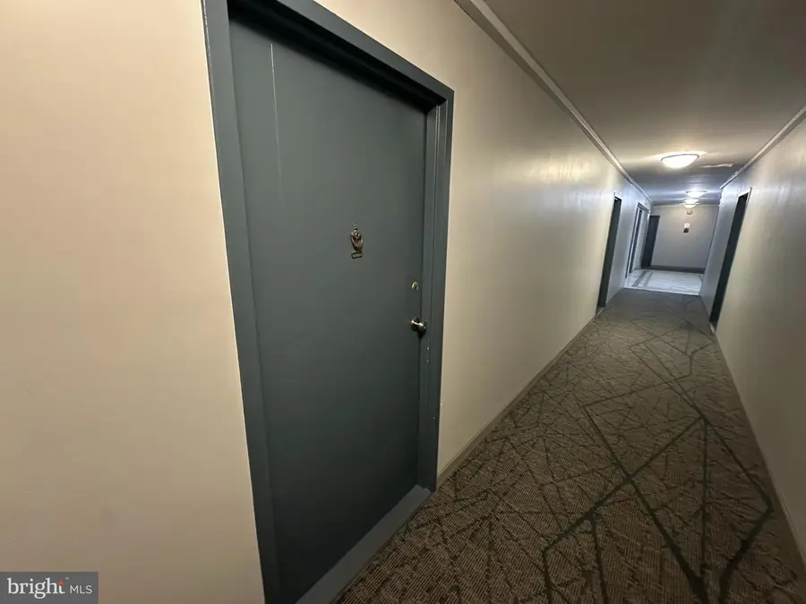 922 24th St Nw #702, Washington, DC 20037 - #3