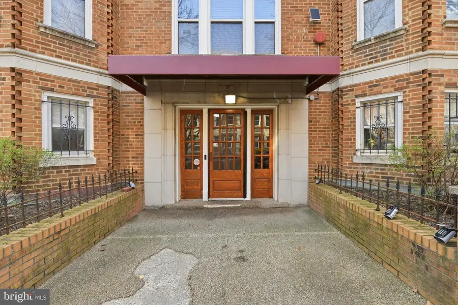 1820 Clydesdale Pl Nw #4, Washington, DC 20009 - #3