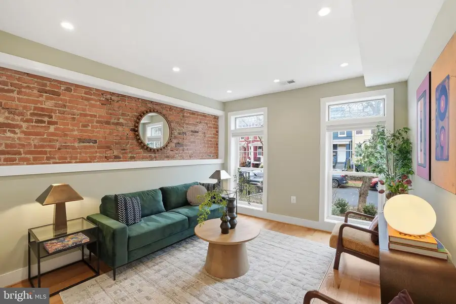 1604 D St Se, Washington, DC 20003 - #3