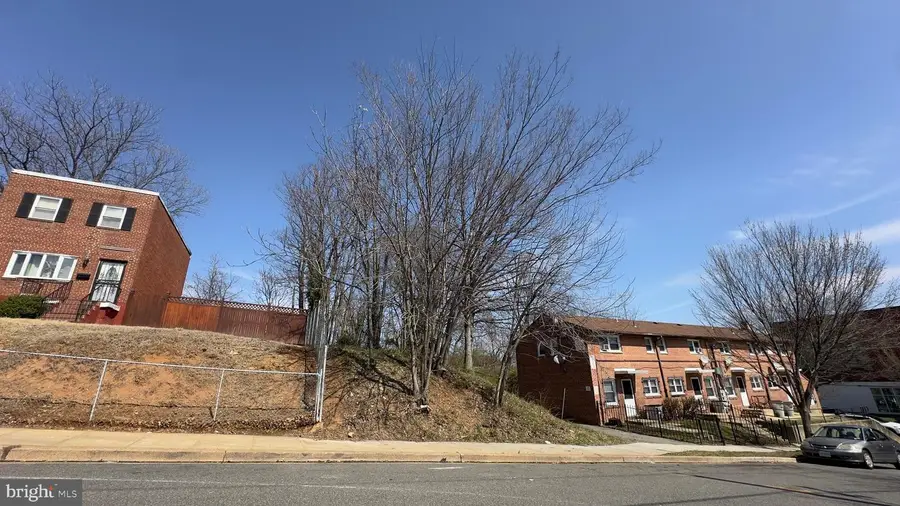 5220 Banks Pl Ne, Washington, DC 20019 - #3