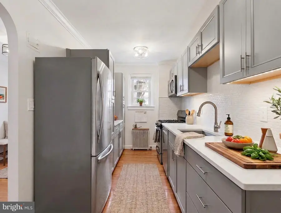 3925 Davis Pl Nw #206, Washington, DC 20007 - #2