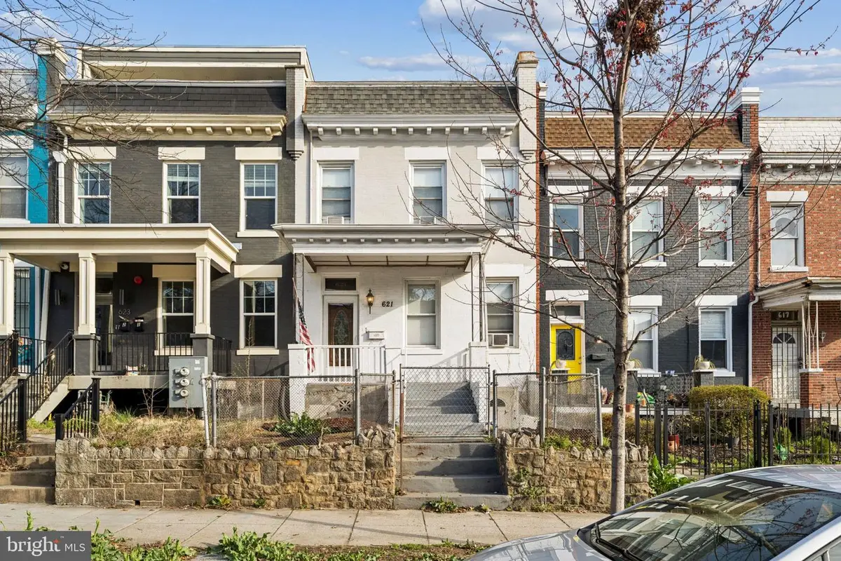621 Kenyon St Nw, Washington, DC 20010 - #1