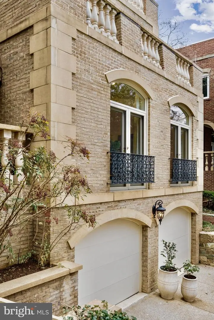 4613 Charleston Ter Nw, Washington, DC 20007 - #3