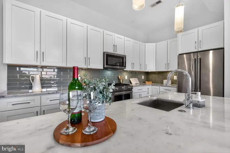 4012 Nw Edmunds St Nw #6 (penthouse), Washington, DC 20007 - #3
