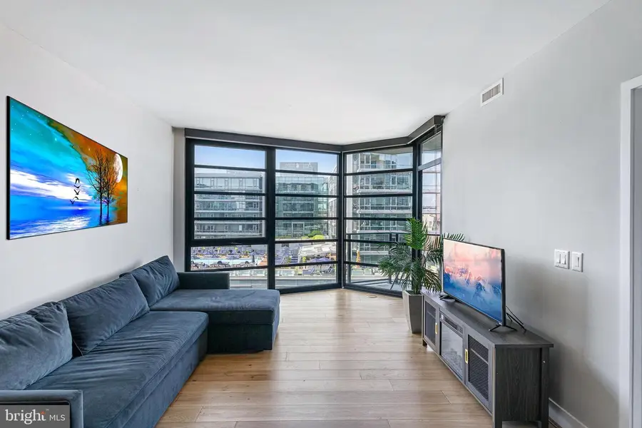 1300 4th St Se #711, Washington, DC 20003 - #2