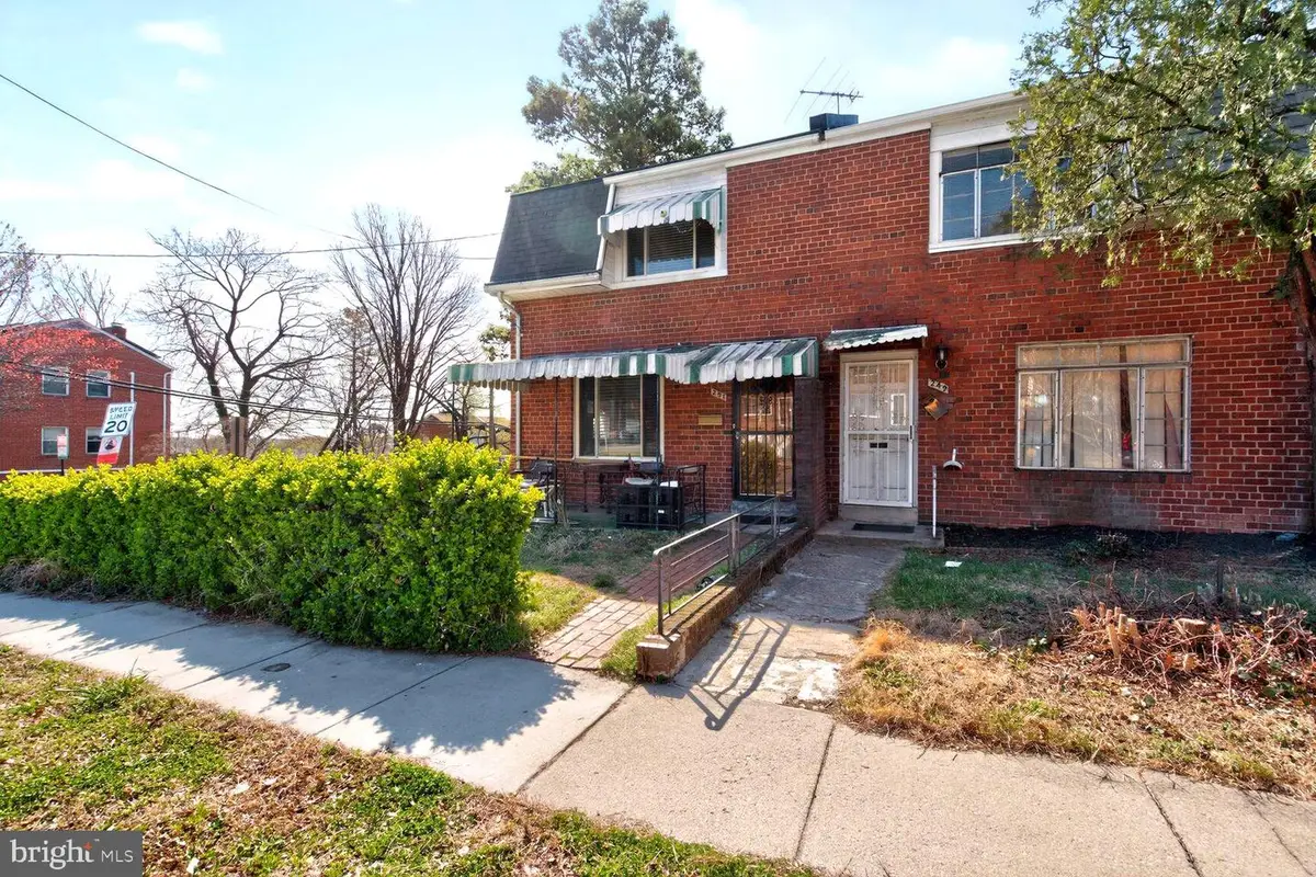 251 Nicholson St Ne, Washington, DC 20011 - #1