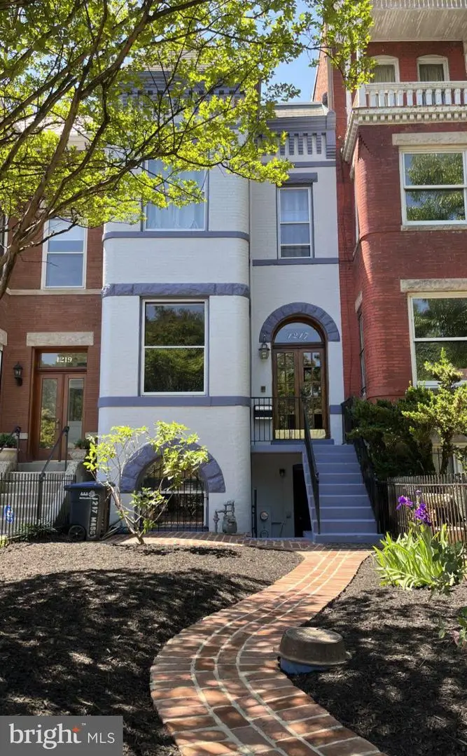 1217 Massachusetts Ave Se, Washington, DC 20003 - #1