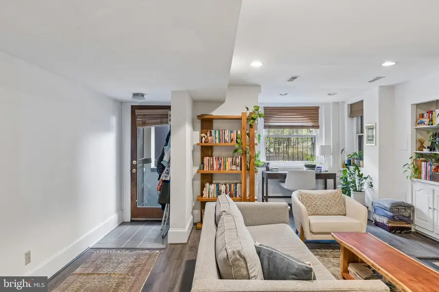 1217 Massachusetts Ave Se, Washington, DC 20003 - #3