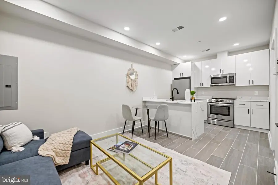 824 18th St Ne #3, Washington, DC 20002 - #2