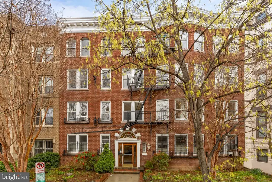 1869 Mintwood Pl Nw #24, Washington, DC 20009 - #2