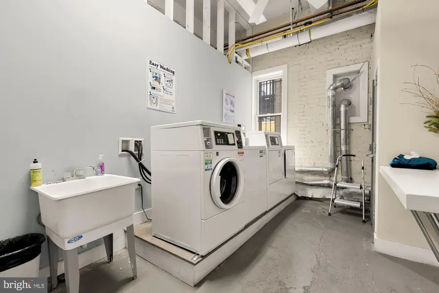 1869 Mintwood Pl Nw #24, Washington, DC 20009 - #3