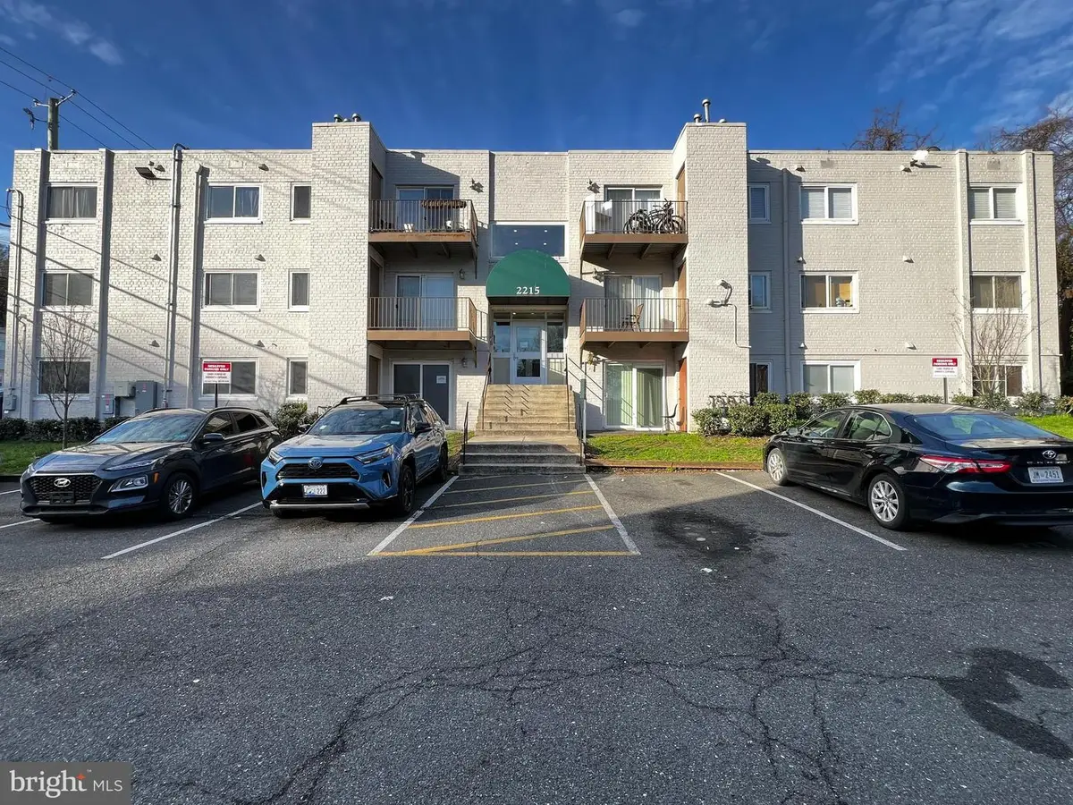 2215 Hunter Pl Se #101, Washington, DC 20020 - #1