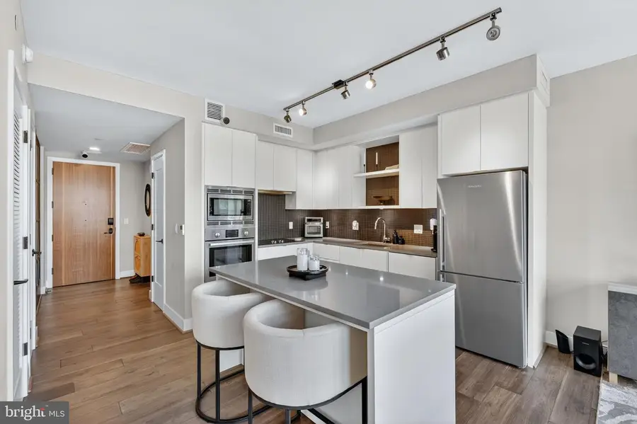 1300 4th St Se #205, Washington, DC 20003 - #2