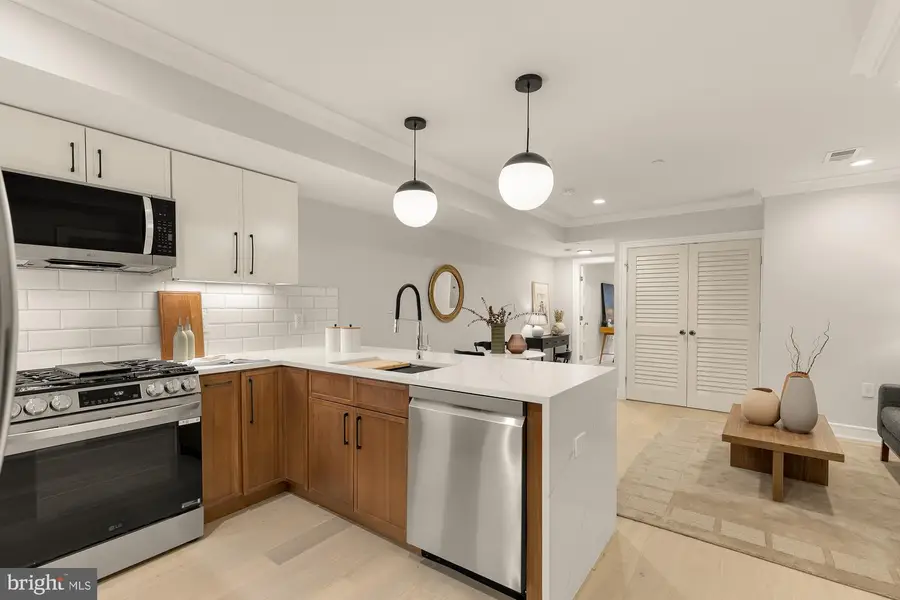 647 G Se #1, Washington, DC 20003 - #3