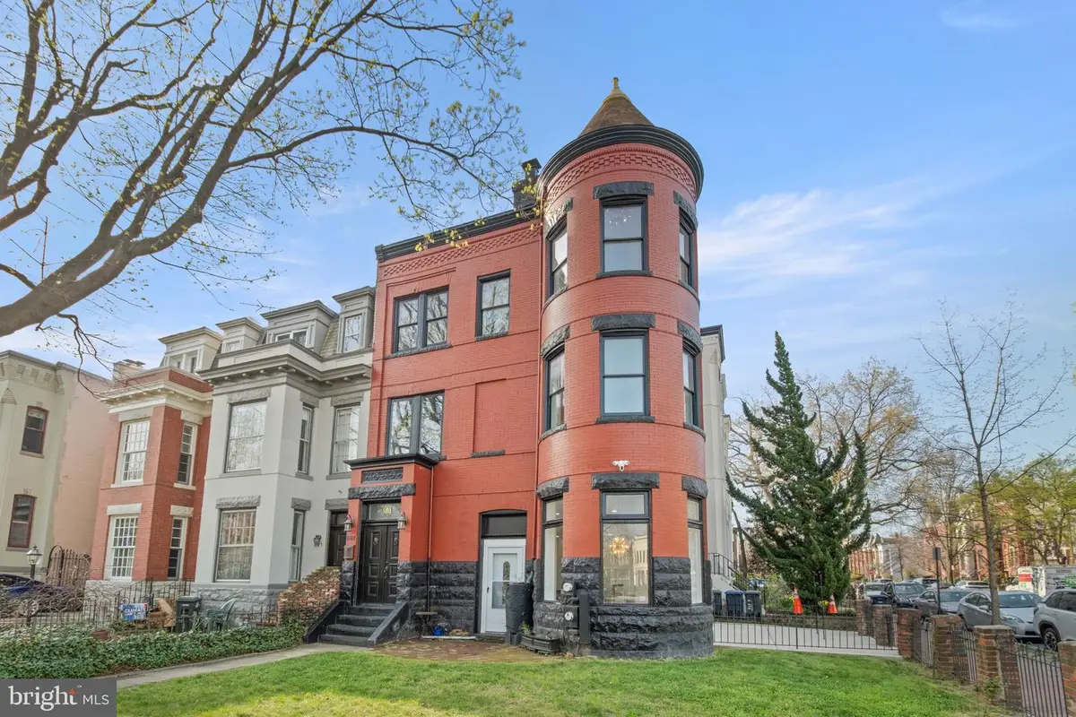 801 East Capitol St Se, Washington, DC 20003 - #1