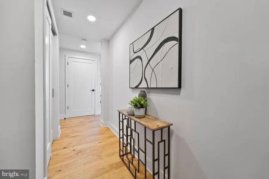 1211 Van St Se #613, Washington, DC 20003 - #3
