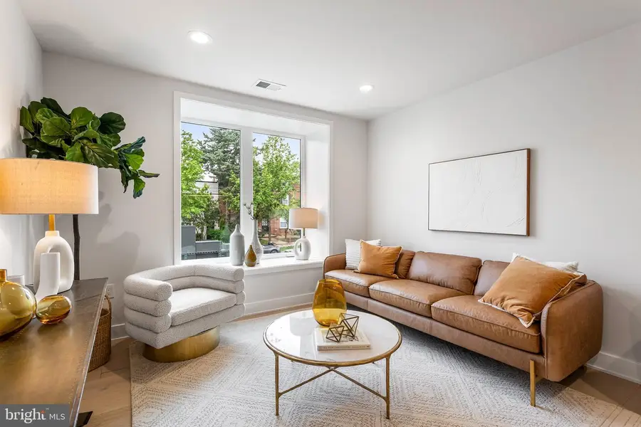 845 19th St Ne #unit 8, Washington, DC 20002 - #2