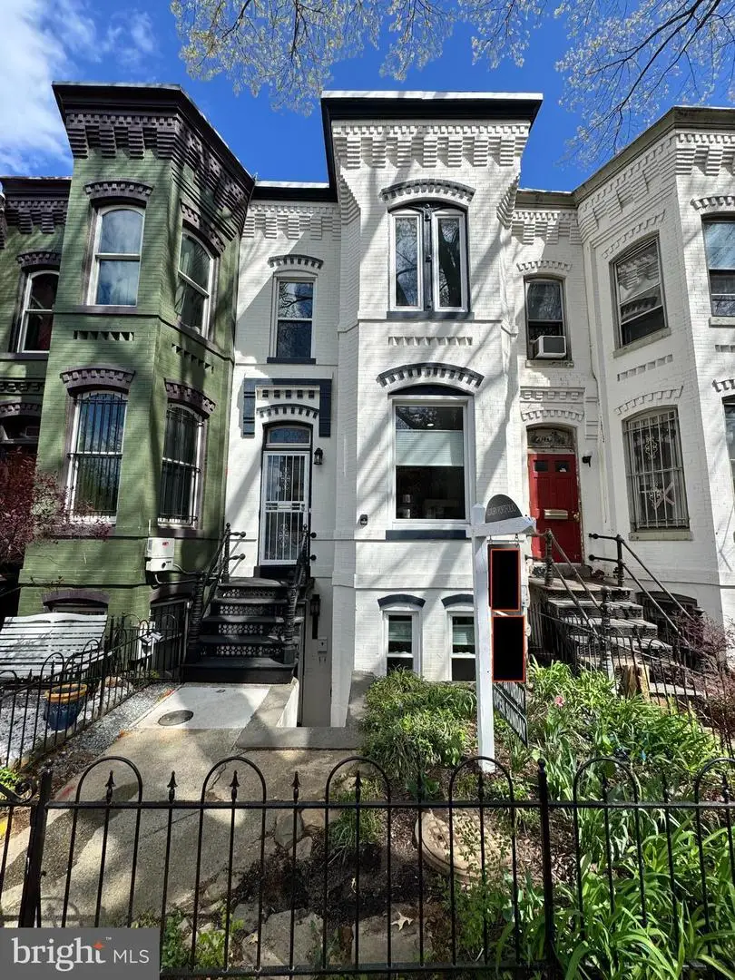 239 8th St Ne, Washington, DC 20002 - #1