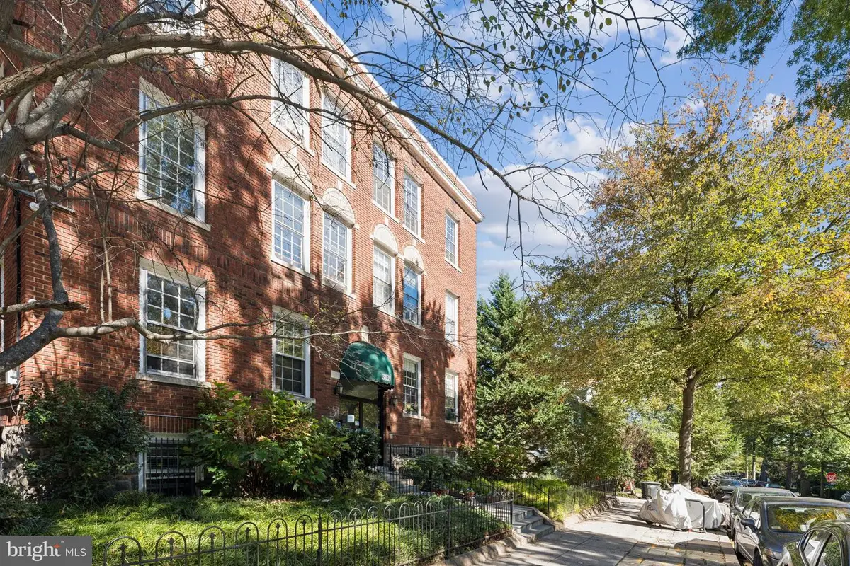 3039 Macomb St Nw #16, Washington, DC 20008 - #1