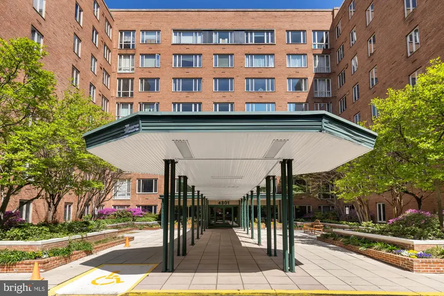 4301 Massachusetts Ave Nw #4001, Washington, DC 20016 - #2