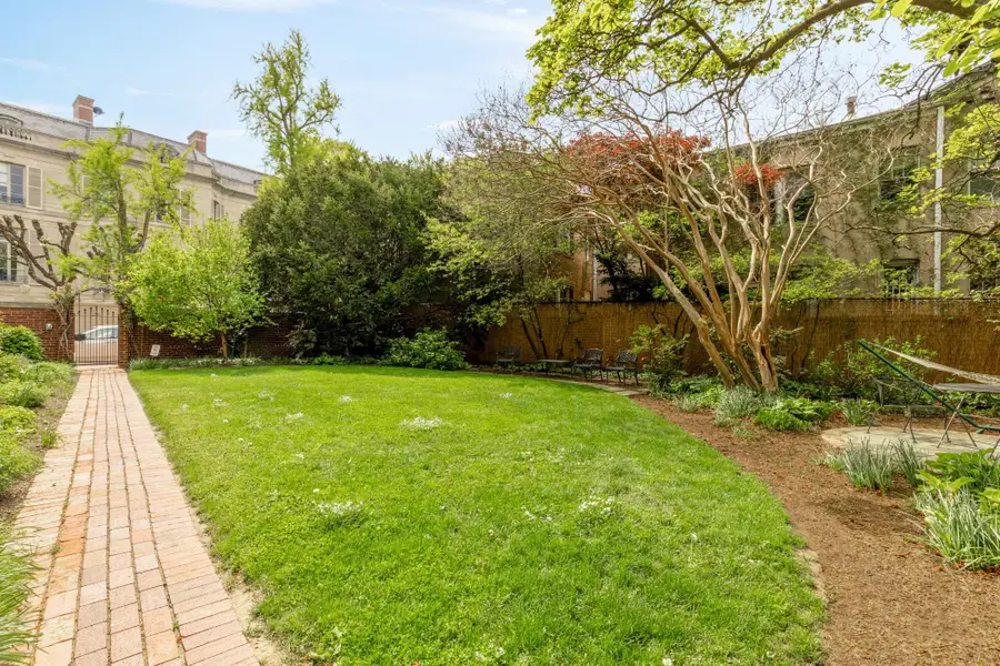 1661 Crescent Pl Nw #102w, Washington, DC 20009 - #3