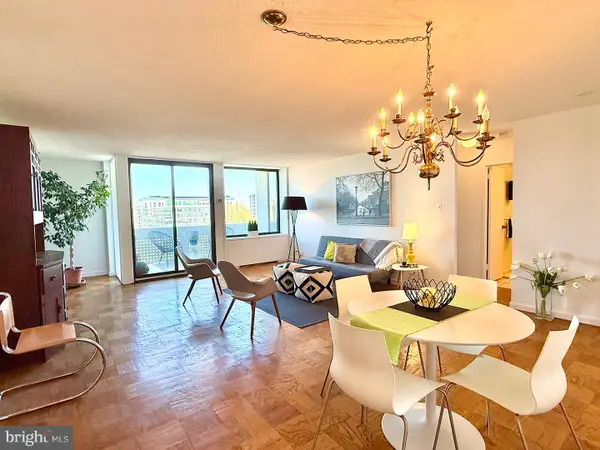 1245 4th St Sw #e800, WASHINGTON, DC 20024