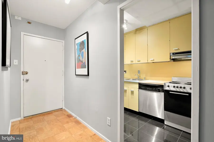 1311 Delaware Ave Sw #s528, Washington, DC 20024 - #3