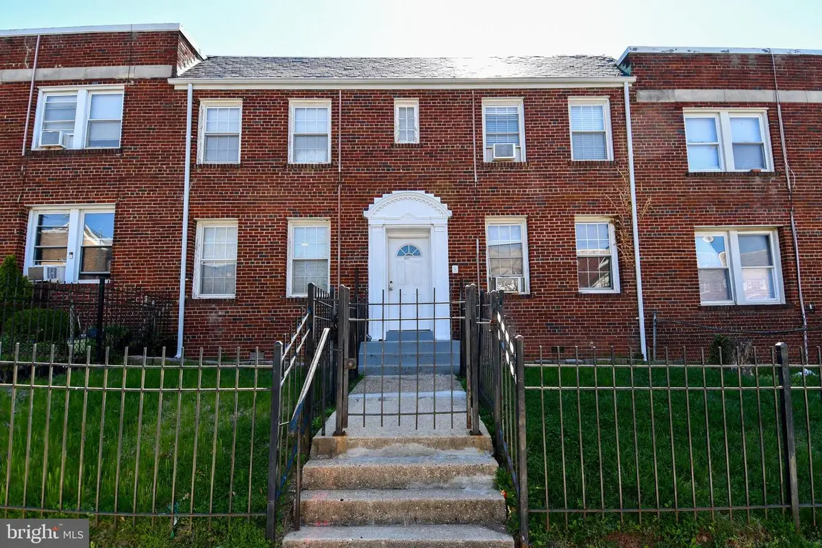 1431 Holbrook St Ne, Washington, DC 20002 - #1
