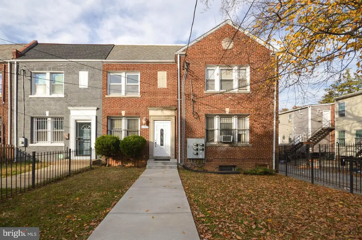 1722 T St Se, Washington, DC 20020 - #1