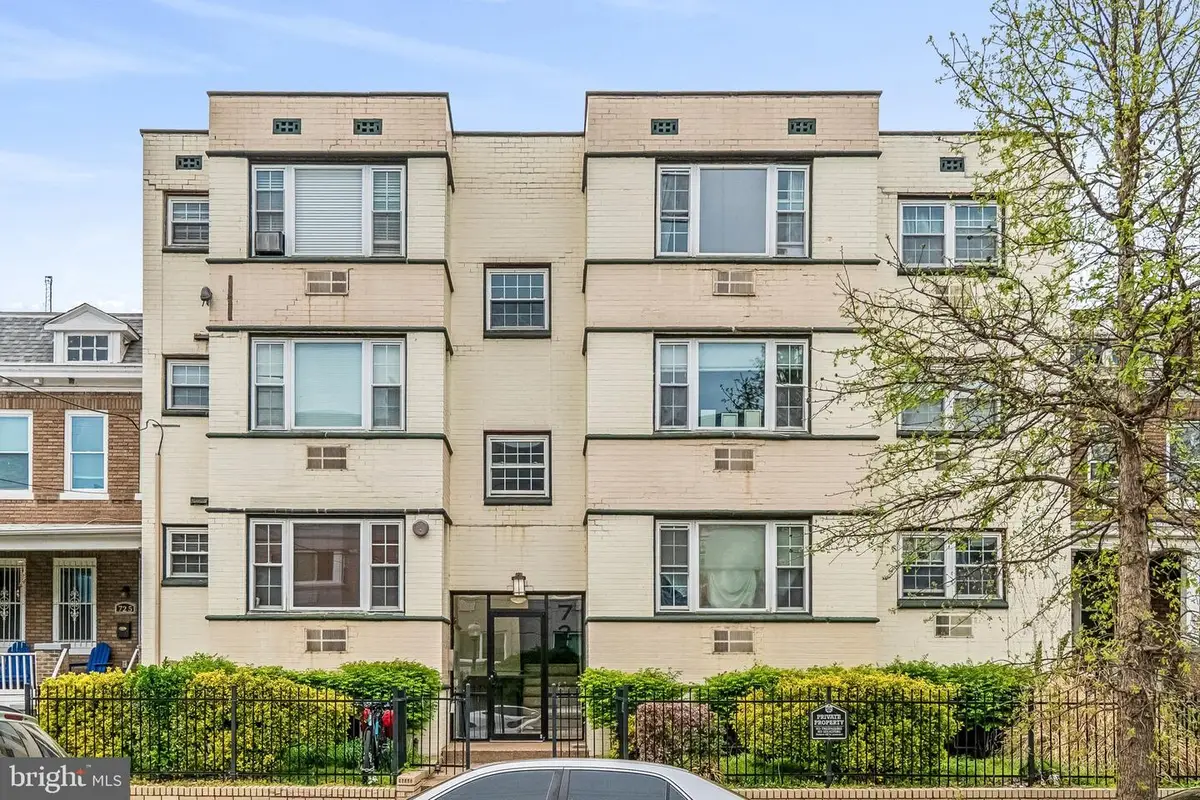 723 Longfellow St Nw #102, Washington, DC 20011 - #1