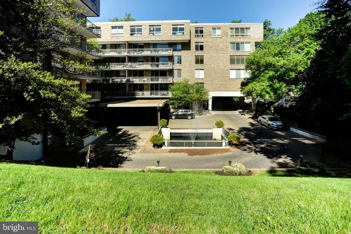 4100 Cathedral Ave Nw #512, Washington, DC 20016 - #1
