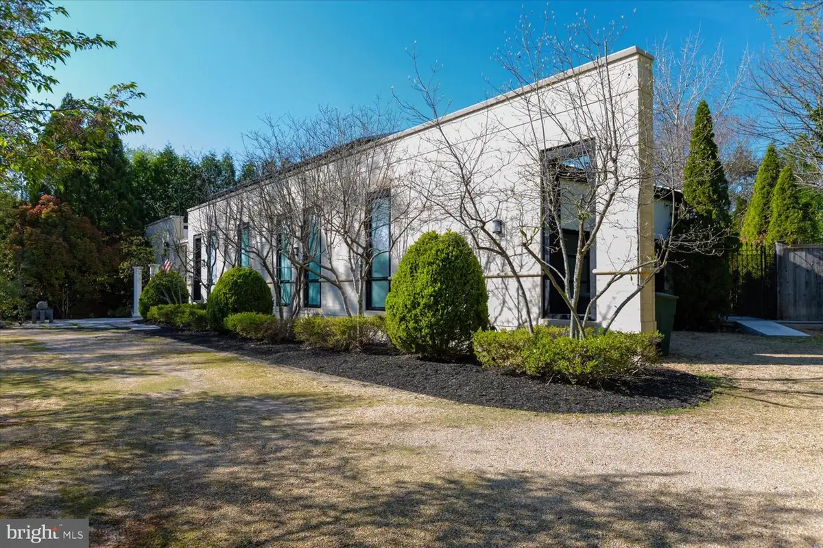 3017 Gates Road Nw, Washington, DC 20008 - #1