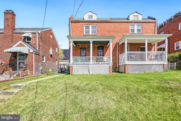 4936 East Capitol St Ne, WASHINGTON, DC 20019
