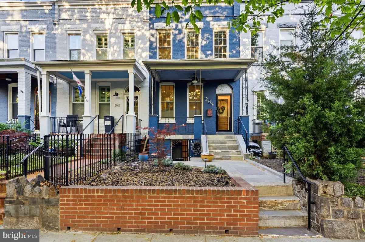 264 15th St Se, Washington, DC 20003 - #1