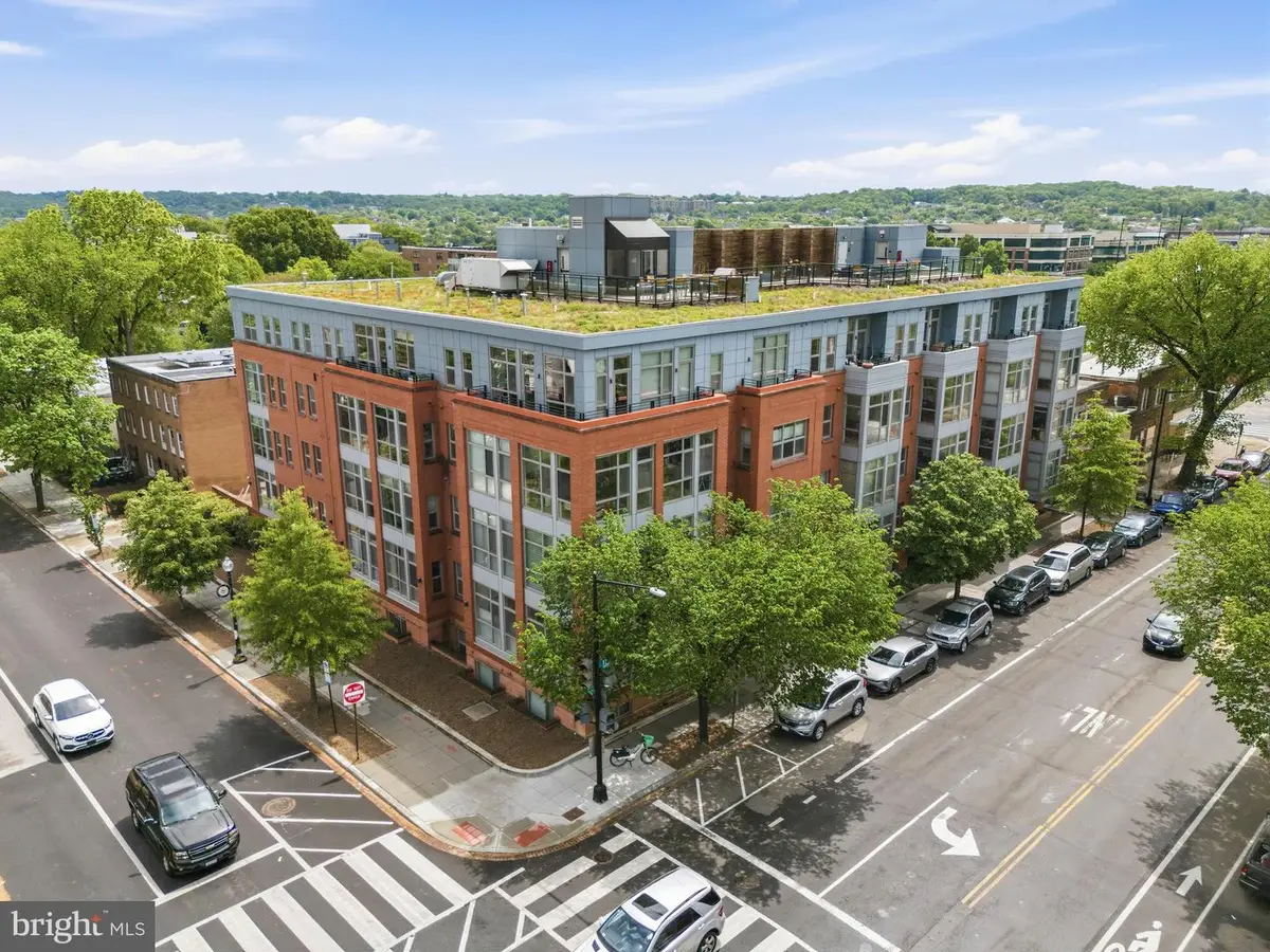 900 11th St Se #410, Washington, DC 20003 - #1