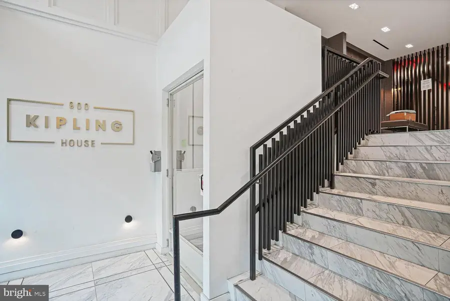 900 11th St Se #410, Washington, DC 20003 - #3