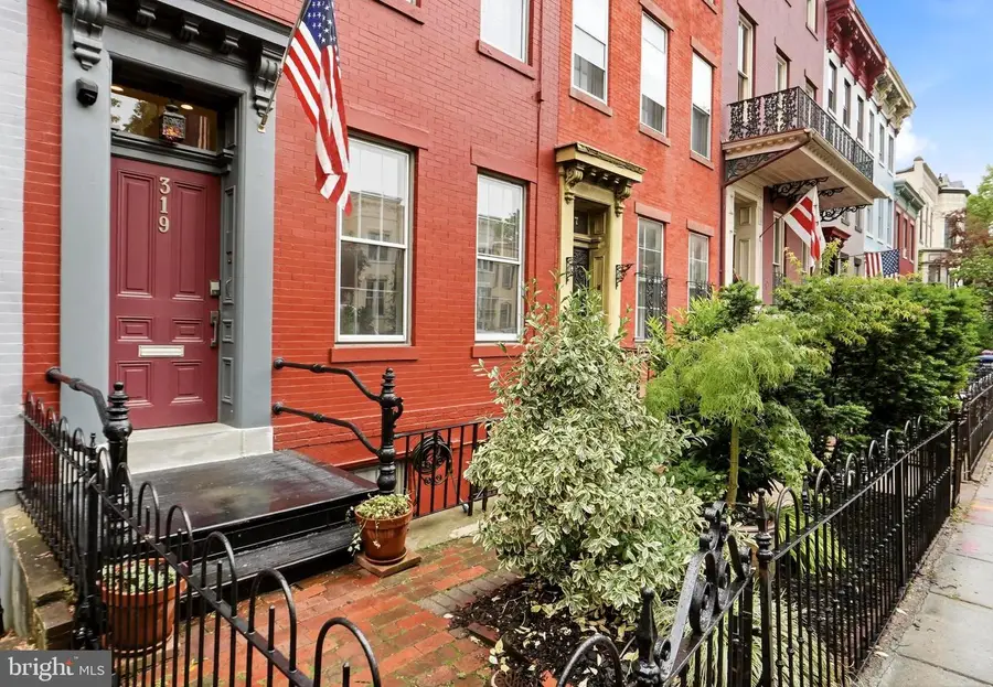 319 C St Se, Washington, DC 20003 - #3