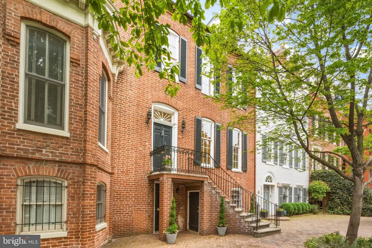 3316 N St Nw, Washington, DC 20007 - #1