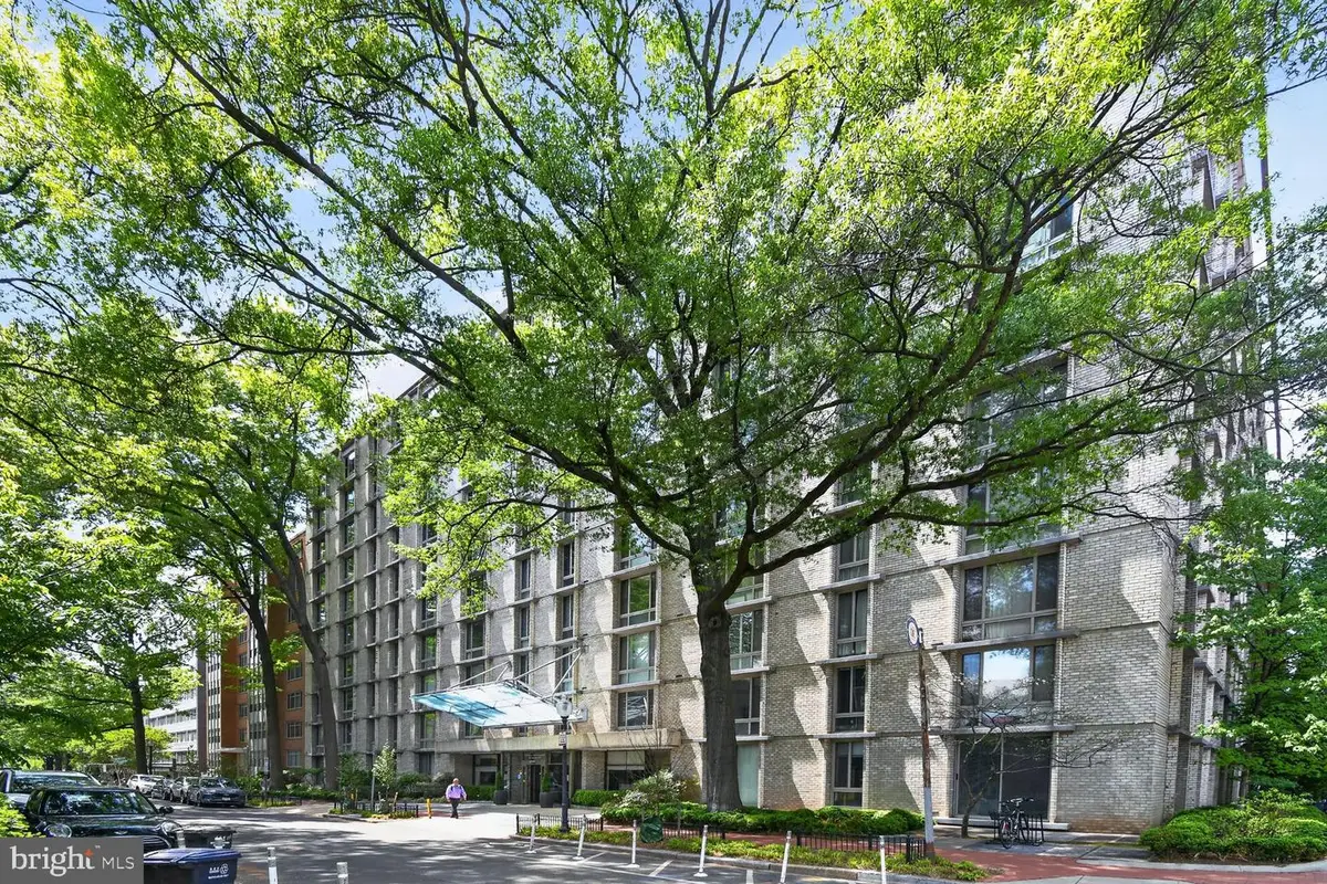 940 25th St Nw #215-s, Washington, DC 20037 - #1