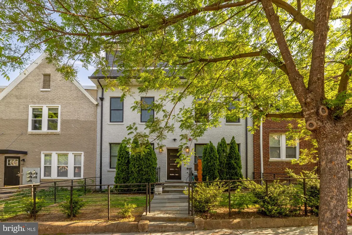 1120 Penn St Ne #2, Washington, DC 20002 - #1